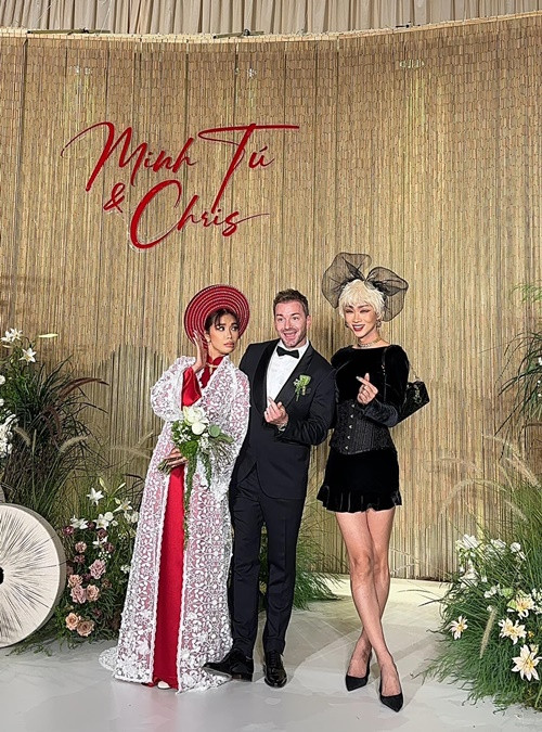 Hải Triều giả gái khi đến dự đám cưới Minh Tú. Ảnh: FBNV.