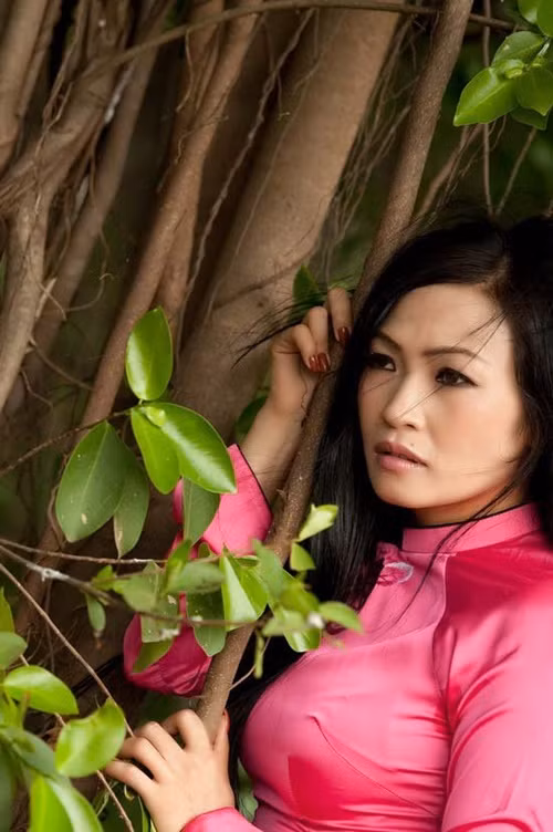 Phương Thanh từng chia sẻ về mối tình đầu với một tuyển thủ cầu mây.