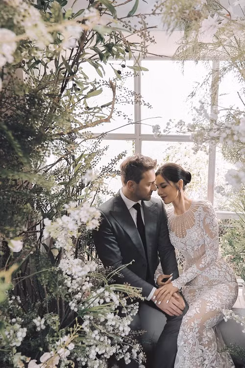 Minh Tú và Chris đến nay có tổng quãng thời gian bên nhau là 5 năm. Ảnh: FBNV.