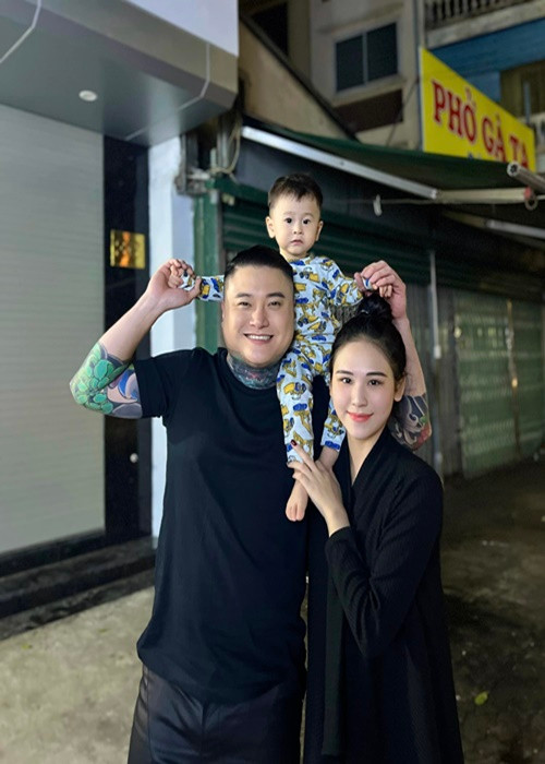 Ngay sau khi kết thúc show diễn, Vũ Duy Khánh đều nhanh chóng về nhà với gia đình.