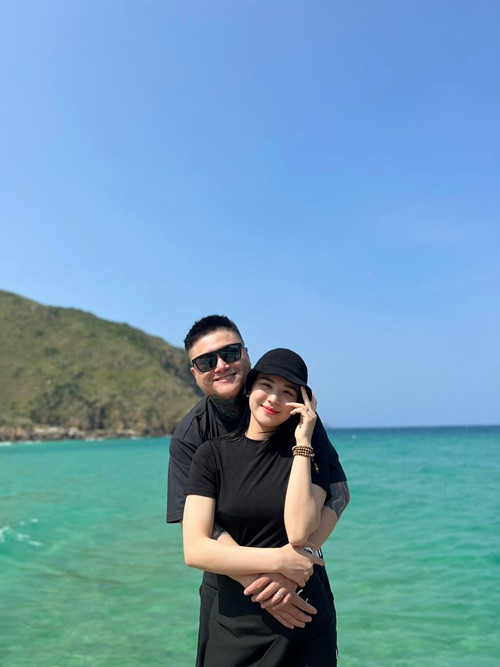 Vợ Vũ Duy Khánh sinh con trai năm 2022.