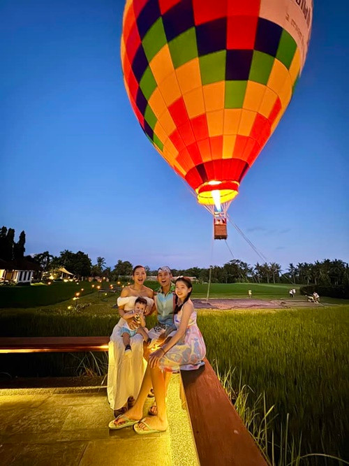 Năm 2023, khi antifan bình luận khiếm nhã trước hình ảnh Phương Trinh Jolie mặc gợi cảm khi mang bầu, Lý Bình cho biết, anh luôn ủng hộ phong cách thời trang của vợ.