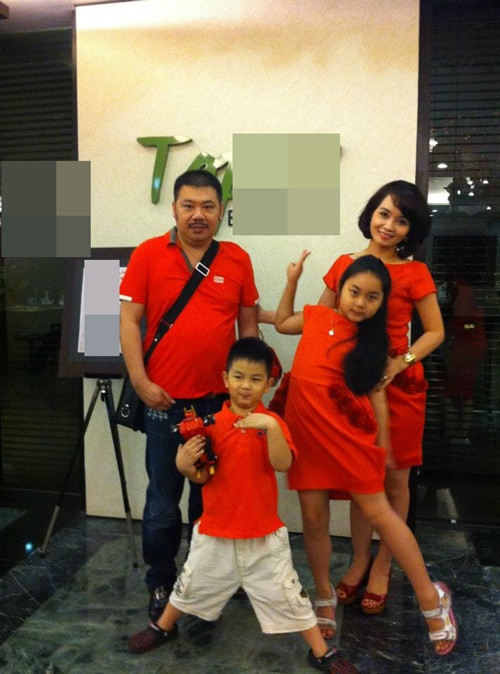 Doanh nhân Thang Văn Lương thể hiện tình cảm dành cho Mai Thu Huyền bằng những cử chỉ, hành động quan tâm thay vì lời ngọt ngào.