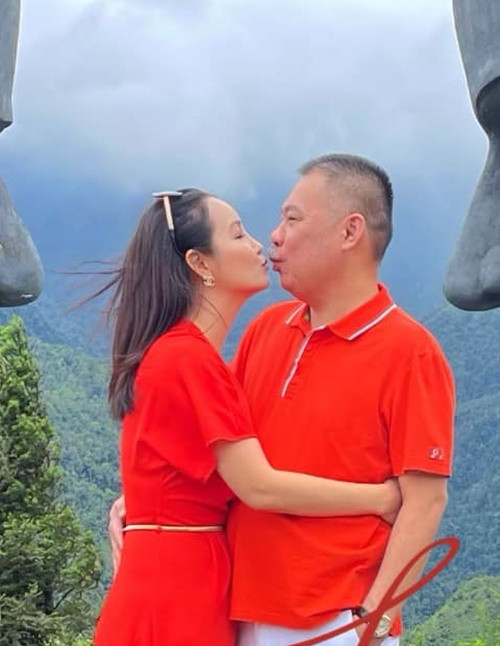 Chồng Mai Thu Huyền chưa bao giờ ghen tuông khi vợ đóng cảnh tình cảm. Anh luôn hiểu và tôn trọng tính chất công việc, chưa bao giờ gặng hỏi vợ bất cứ điều gì.