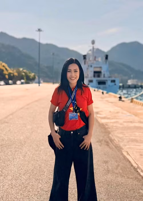 Ca sĩ Phương Thanh có chuyến đi Trường Sa dịp nghỉ lễ 30/4 -1/5.