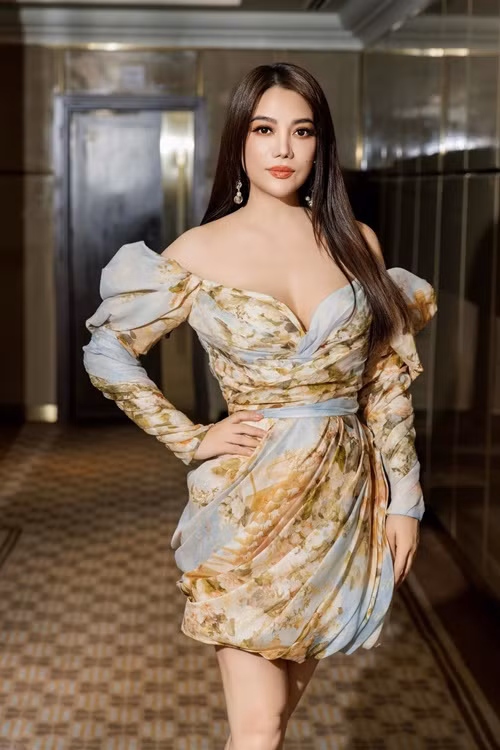 Truong Ngoc Anh khang dinh doc than vui ve sau tin don chia tay