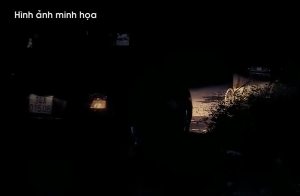 Sau đó, Tuân điều khiển xe ô tô hướng ra quốc lộ 5, đến một nhà nghỉ ở thành phố Hải Dương để gặp N. song cô gái này chưa đi làm về. Gã lái xe đến một cây xăng rồi thấy trên kính xe và vô lăng có nhiều máu, nên dừng lại để lau rồi tiếp tục di chuyển.