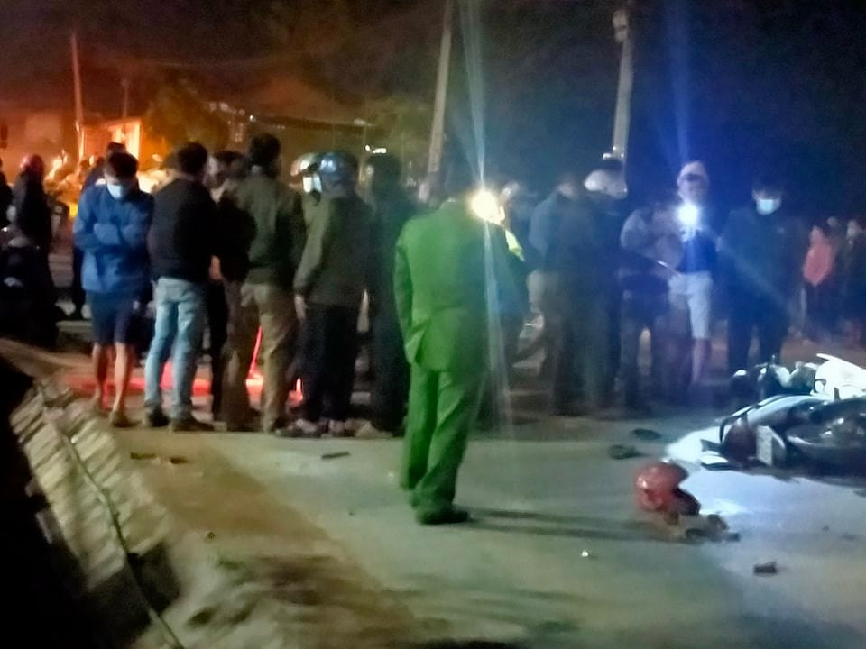 Ha Giang: Va cham xe may, 1 nguoi chet tai cho