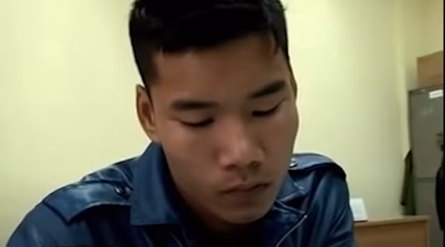 Đến 7h30 ngày 2 Tết, hung thủ Bàn Phúc Trung gây án giết người, cướp tài sản tại thôn Huỳnh Cung, xã Tam Hiệp, huyện Thanh Trì đã được tổ công tác dẫn giải về Hà Nội.