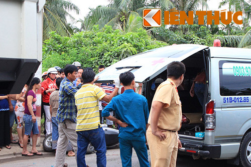 Xe ben gay tai nan tong xe may hai nguoi thuong vong-Hinh-3