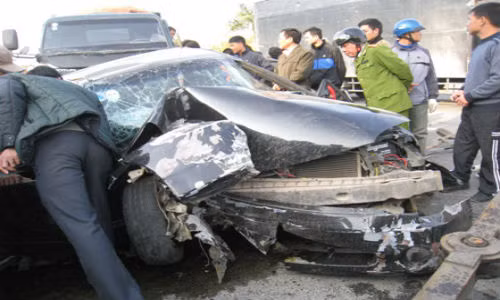 O to 4 cho nat vun, 6 nguoi bi thuong