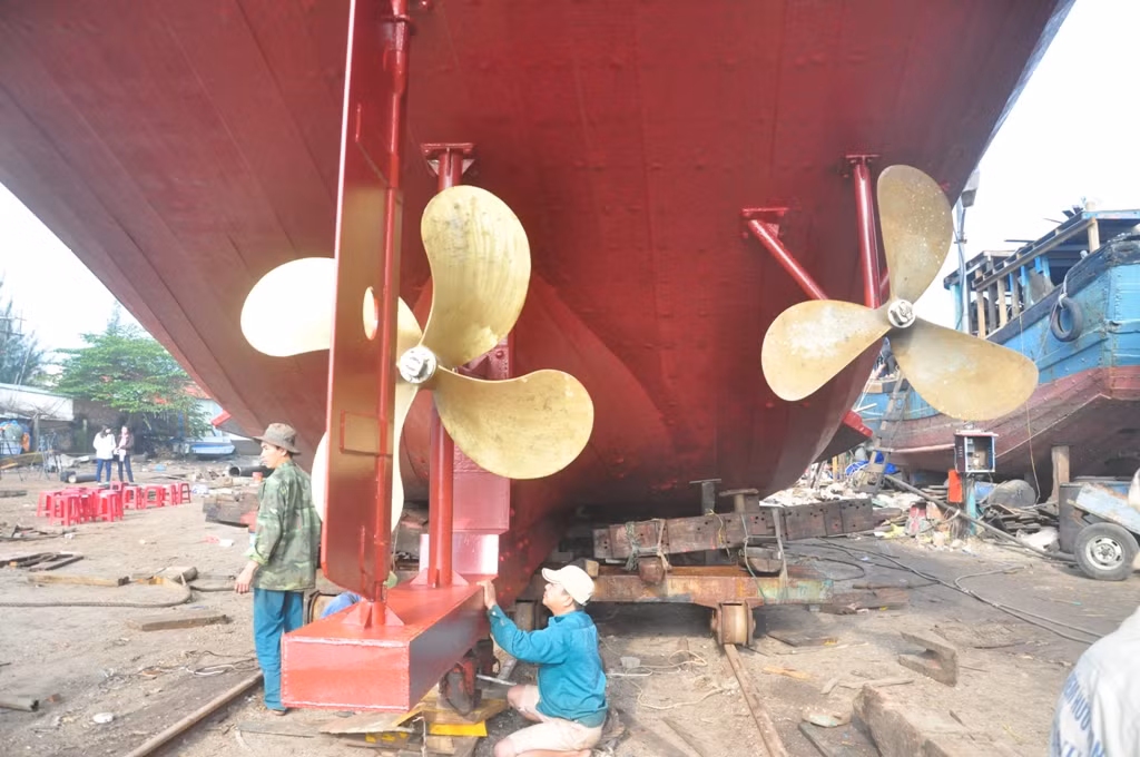 Ha huy thay the tau “chung nhan lich su“ bi TQ danh chim-Hinh-3