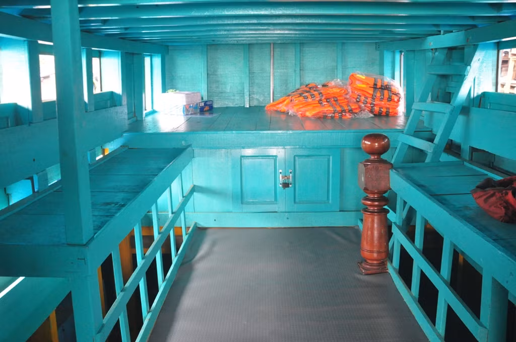 Ha huy thay the tau “chung nhan lich su“ bi TQ danh chim-Hinh-6