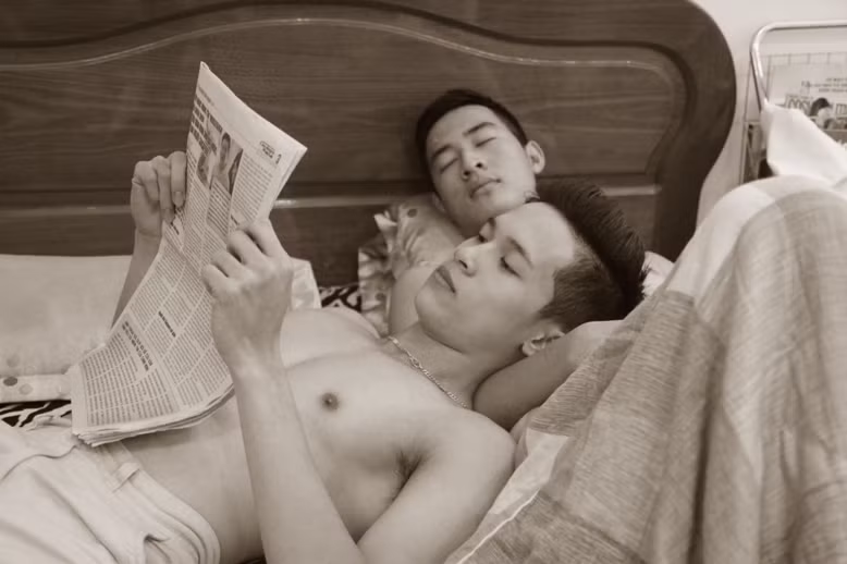 Đây là tác phẩm tham gia cuộc thi "Theo bước chân tôi" của Trung tâm ICS, Tổ chức bảo vệ và thúc đẩy quyền lợi người LGBT ở Việt Nam.