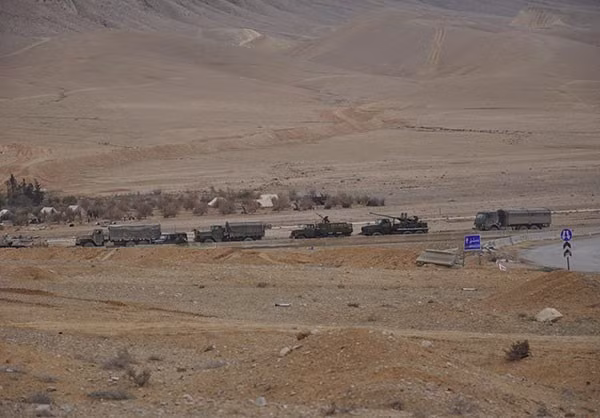 Ben trong thanh pho co Palmyra moi giai phong khoi IS-Hinh-8