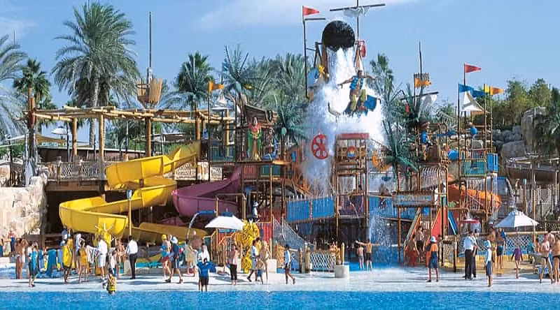 Công viên nước Wild Wadi đứng thứ 10 trong danh sách những địa điểm tuyệt vời nhất Dubai, theo bình chọn của trang web du lịch TripAdvisor.