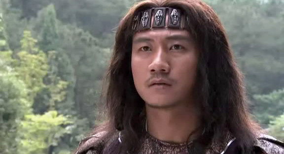 Bat ngo thu pham khien anh hung Kieu Phong mat mang