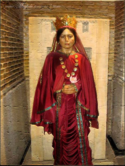 Là người phụ nữ quyền lực nhưng Nữ hoàng Atossa mắc một căn bệnh nghiêm trọng mà bà không muốn người khác biết.