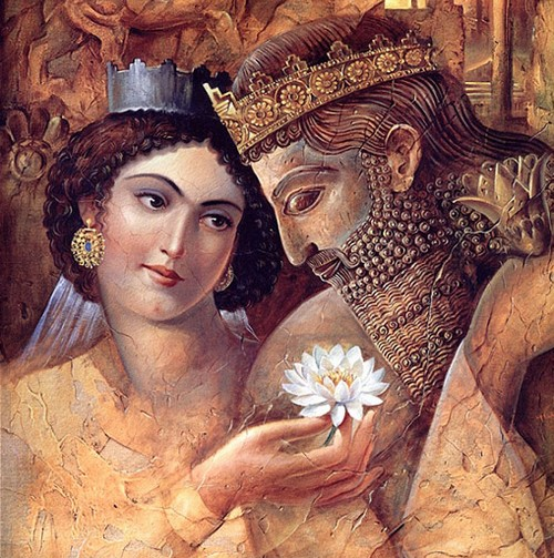 Theo Herodotus, Nữ hoàng Atossa là con gái Cyrus Đại đế và là vợ của Darius I - nhà vua huyền thoại của Achaemenid. Vua Darius I cai trị vùng lãnh thổ rộng lớn trải dài từ Lydia trên Biển Địa Trung Hải đến Babylonia trên Vịnh Ba Tư.