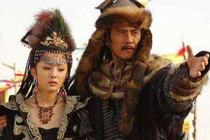 Tuy nhiên, cuộc hôn nhân hạnh phúc của bà không kéo dài lâu. 4 năm sau khi trở thành vợ chồng, Mãn Đô Lỗ qua đời vì bạo bệnh. Khi ấy, Mãn Đô Hải 33 tuổi. Do Mãn Đô Lỗ không có con trai nối dõi nên theo truyền thống bất cứ ai cưới vợ của Đại Hãn quá cố sẽ trở thành thủ lĩnh tiếp theo của Mông Cổ.