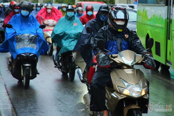 Du bao thoi tiet 15/4: Mien Bac don khong khi lanh manh, mua giong am am