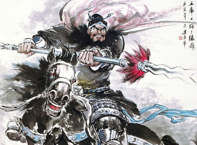 Trương Phi thường ra trận với vũ khí là bát xà mâu và cưỡi ngựa Ô Vân Đạp Tuyết. Mãnh tướng này đã đánh bại nhiều kẻ thù trên chiến trường khiến nhiều kẻ thù nghe tên đã khiếp sợ.