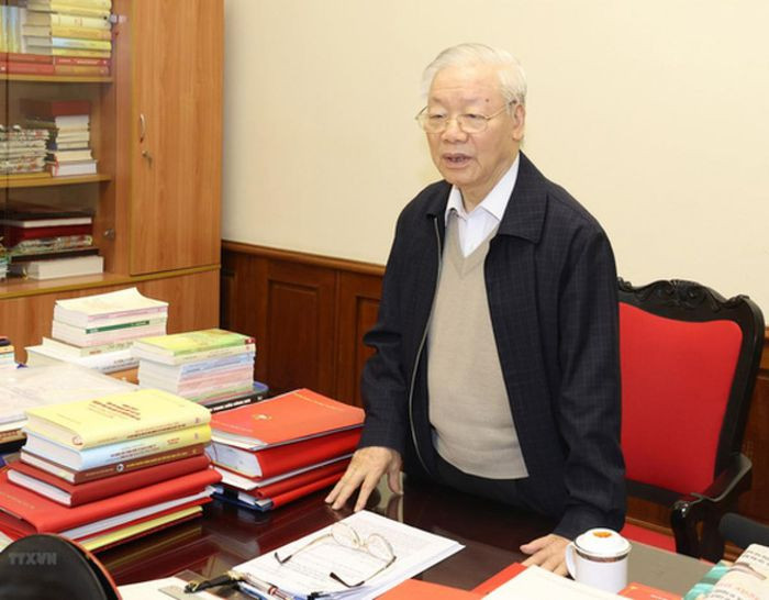 Thu truong, cuc truong va 6 doi tuong bi bat giam vi vu 'chuyen bay giai cuu'-Hinh-3