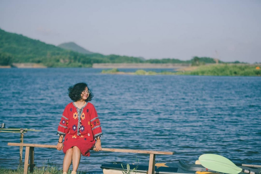 Nhieu nguoi tre di du lich lien tuc de “tra thu” dai dich-Hinh-3