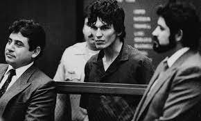 Gã sát nhân khét tiếng này có thể tấn công bất cứ ai nếu họ xuất hiện trong khu vực gây án mà Ramirez chọn.