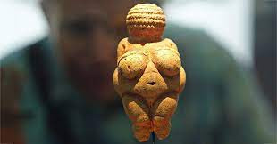 Nhờ vậy, các chuyên gia phát hiện đá vôi oolitic dùng để làm ra tượng thần Venus của Willendorf có nhiều điểm trùng khớp với vật liệu tương tự tìm thấy ở Italy.