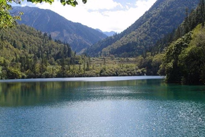 Bi an rung minh o ho nuoc ngot lon nhat Trung Quoc