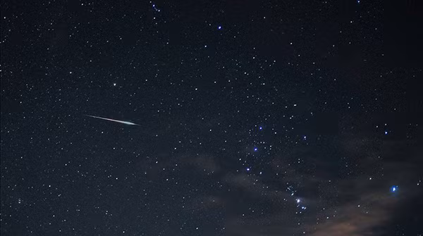 Trận mưa sao băng lớn nhất năm được quan sát từ Brecon Beacons, xứ Wales. (Ảnh: BBC)