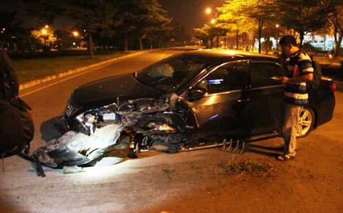 Lam xiec tren dai lo, gai tre bi tai nan trong thuong