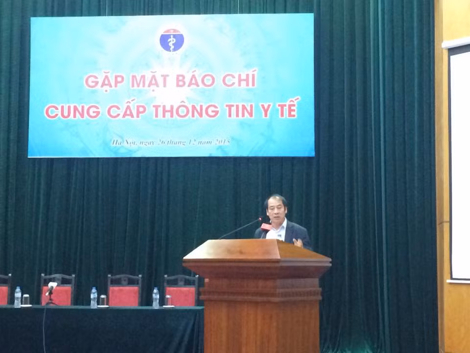 Bo Y te hop khan vu tam dung tiem vacxin 5 trong 1