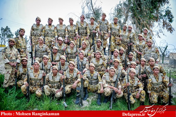 Trang bị một trung đội thuộc Lữ đoàn biệt kích.