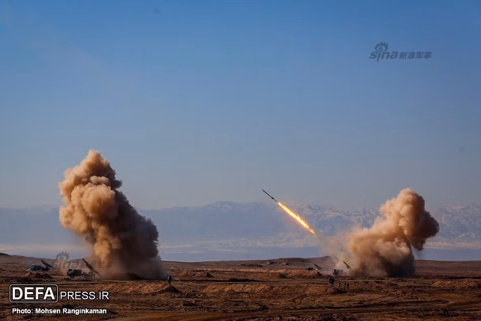 Ước tính tầm bắn của Fajr-5 khoảng 40-130km. Nguồn ảnh: DEFA