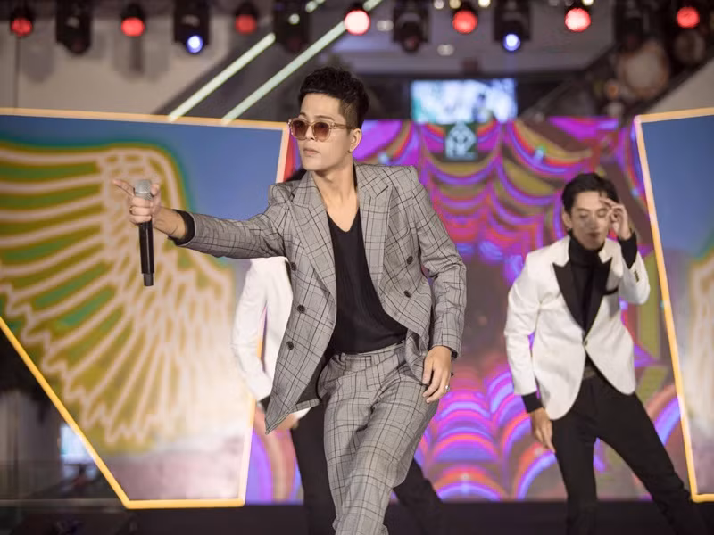 Sau cuộc thi, Quang Anh hạn chế đi diễn để tập trung cho việc học tại Học viện âm nhạc quốc gia Việt Nam. Khi trở lại, Quang Anh lấy nghệ danh Quang Anh Rhyder và theo đuổi nhạc điện tử. Đến nay, tên tuổi của quán quân Giọng hát Việt nhí 2013 khá mờ nhạt.