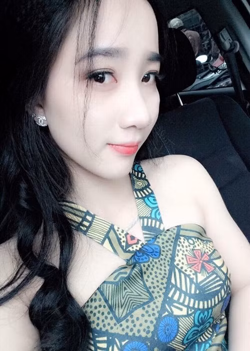 Quỳnh Quỳnh chăm sóc từng bữa ăn, giấc ngủ cho Bảo Lâm, thay anh làm cả những việc của đàn ông trong nhà như sửa điện, lái xe vì anh không làm được việc nặng.