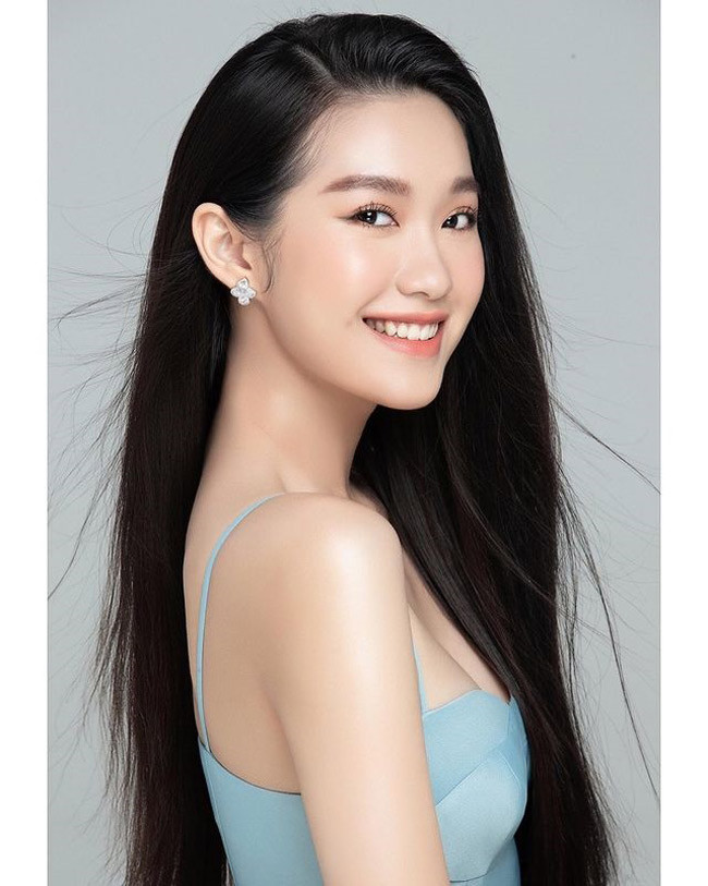 Khoảnh khắc đó khiến fan "chắc mười mươi" cặp đôi đang hẹn hò.