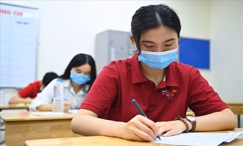 Nong: TPHCM giu nguyen phuong an, to chuc thi lop 10 sau thi THPT