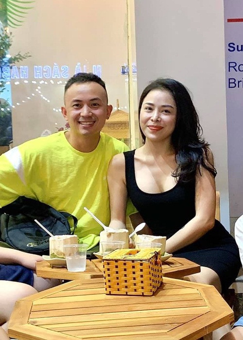 Anh Vũ - Thu Hằng được bạn bè khen ngày càng có tướng phu thê.