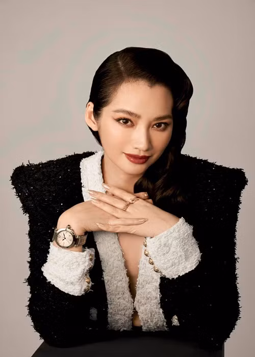 Thông tin Trúc Diễm sang Mỹ định cư vào cuối tháng 6 nhận được sự quan tâm của nhiều khán giả. Ở xứ cờ hoa, cô sẽ thường xuyên làm thời trang, sản xuất các video để kết nối với khán giả và nhận lời mời tham gia các chương trình phù hợp ở Việt Nam.