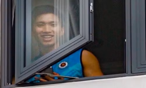 Tuyen Viet Nam cach ly o khach san them 7 ngay-Hinh-2