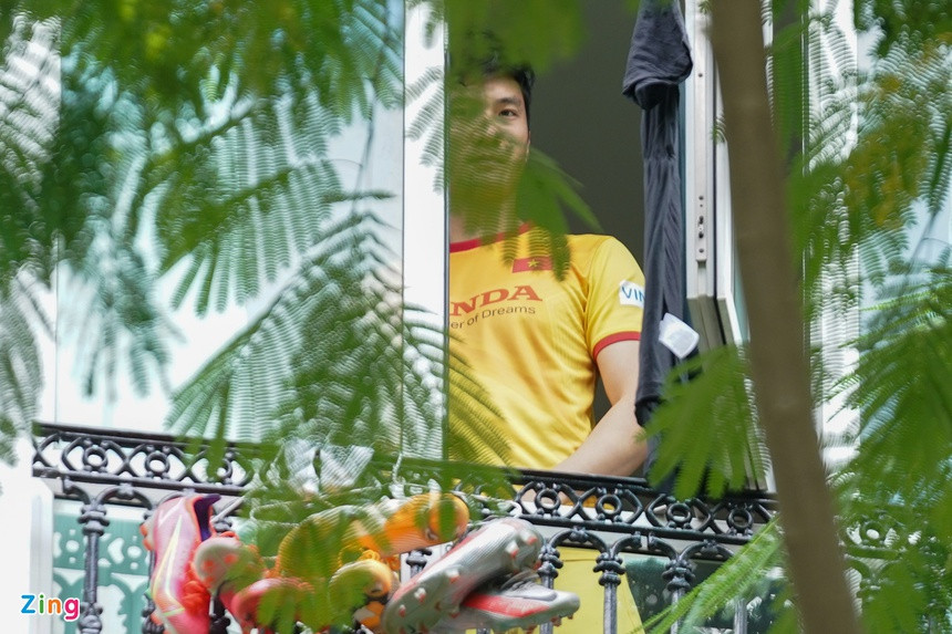 Tuyen Viet Nam cach ly o khach san them 7 ngay