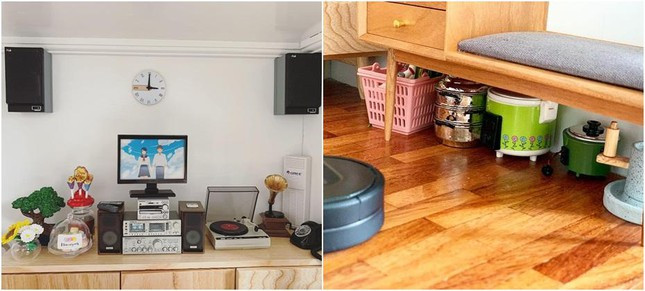 Bàn phòng khách chỉ đủ chỗ cho 2 người, khách đến nhà đông quá ngồi tạm dưới đất, robot hút bụi rất được việc trong trường hợp này. Bên dưới gầm ghế còn là nơi lý tưởng để nồi niêu ít dùng.