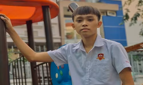 Quan ly than Ho Van Cuong hoc ton tien, ro tin duoc hoc mien phi