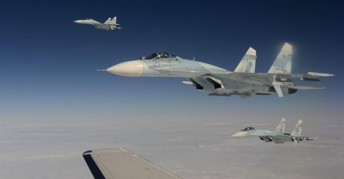 Mặt khác dù là chiến đấu cơ thế hệ 4+ nhưng giá thành của Su-35 cũng không hề rẻ khi rơi vào khoảng 115-120 triệu USD/chiếc, tức cũng ngang ngửa F-35 Mỹ.