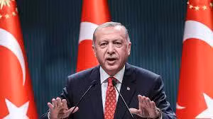 Sau khi bị Thồ Nhĩ Kỳ khước từ đề xuất hủy bỏ thương vụ S-400 với Nga, con bài F-35 được Mỹ đưa ra mặc cả. Tuy nhiên phía Thổ Nhĩ Kỳ họ biết lợi thế cũng như khó khăn của mình trong việc đánh đu giữa Nga và Mỹ.