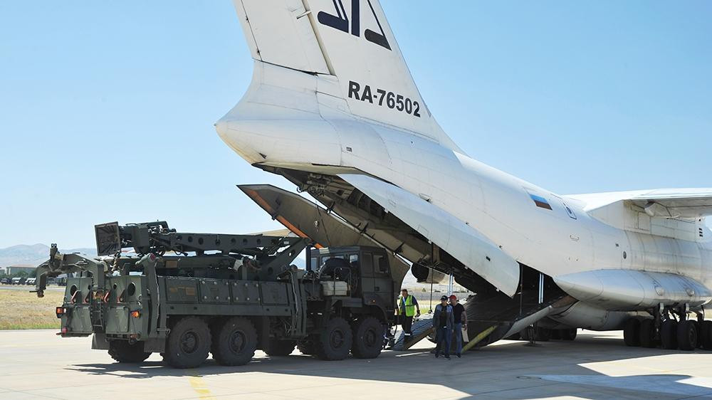 Rõ ràng thương vụ S-400, F-35 đang là canh bạc nơi người Mỹ, người Nga và người Thổ Nhĩ Kỳ đều phải căng đầu suy tính thiệt hơn để có những bước đi có lợi nhất.