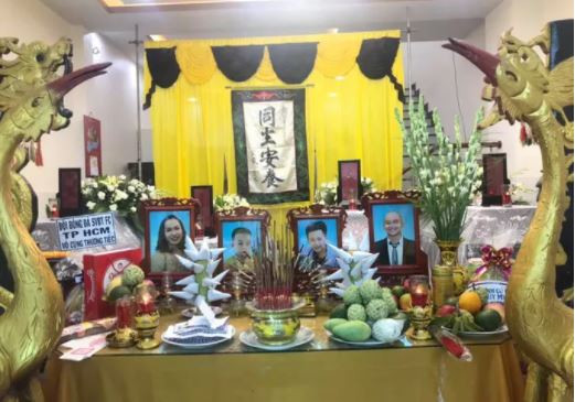 Roi nuoc mat canh tang le gia dinh co 4 nguoi tu vong trong vu chay o Quang Ngai